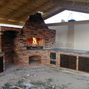 КОМПЛЕКС БАРБЕКЮ ИЗ КИРПИЧА