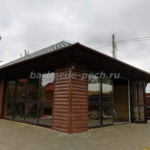 ЗАСТЕКЛЕННАЯ БЕСЕДКА ИЗ БЛОКОВ